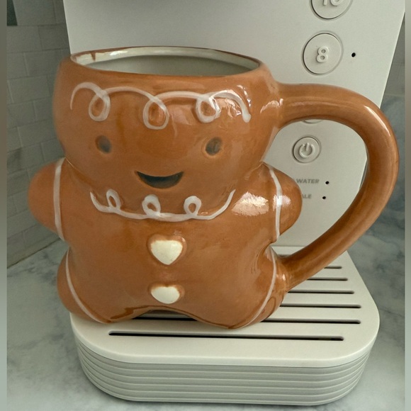 Gingerbread Man Brown Mug - Picture 1 of 4